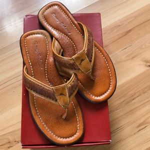Tommy Bahama Sandals